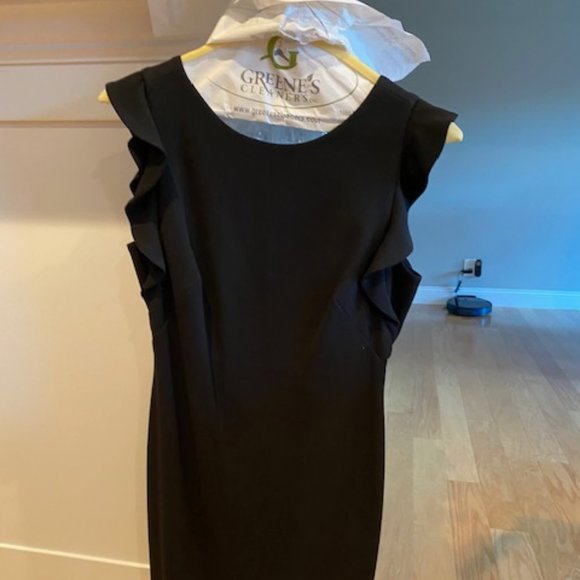 Black flutter sleeve CALVIN KLEIN SHIFT DRESS - Picture 1 of 3